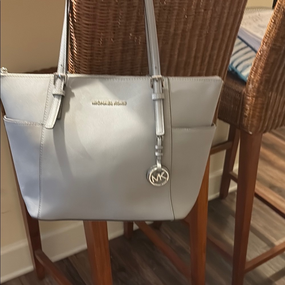 Michael Kors tote bag grey mint condition